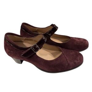 Purple burgundy Heels with Chunky Heel and Rounded Toe